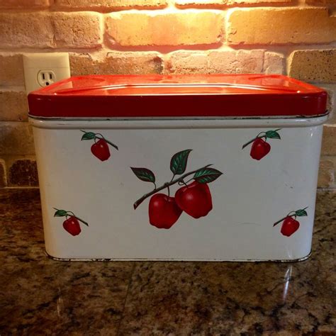 1950s metal bread box|old fashioned metal bread box.